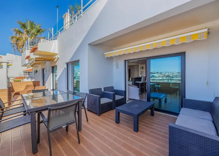 Old Town Beach Apartments